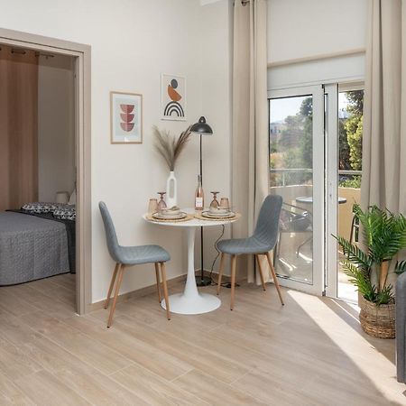 Studio 71!Charming Flat In Chania Hriszí Aktí Haniá Kültér fotó